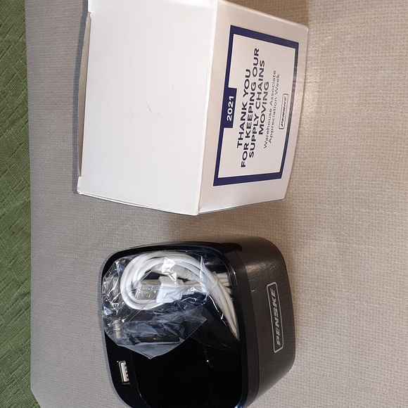 Penske Phone USB Port Charging Desk Caddy New - Picture 1 of 6
